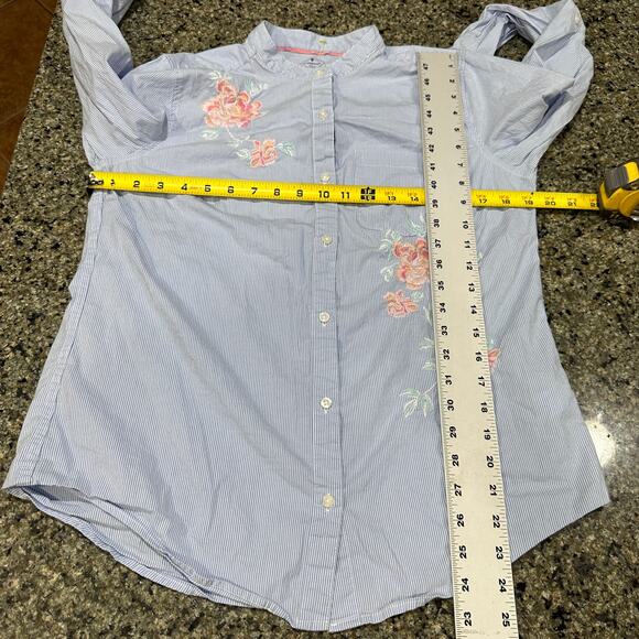St Johns Bay Shirt Size M Blue White Floral Striped Embroidery Button Up Coastal - Picture 5 of 7